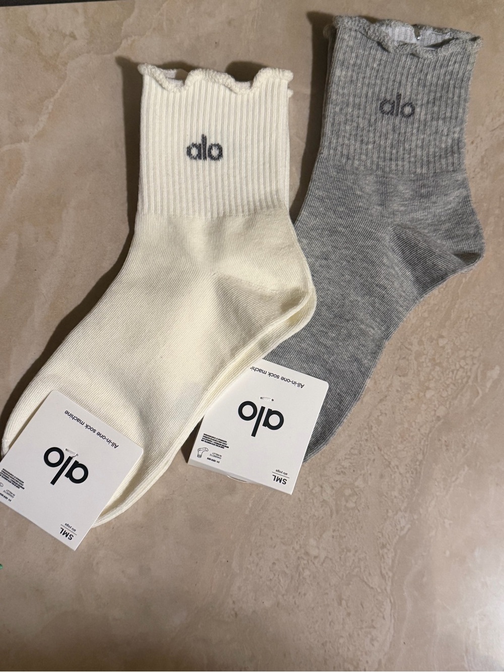 ALO Yoga Ribbed Crew Socks in Cream & Gray - 2-Pack